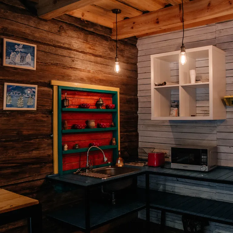 Изба Жигмонд - Архаичная Изба XIX века