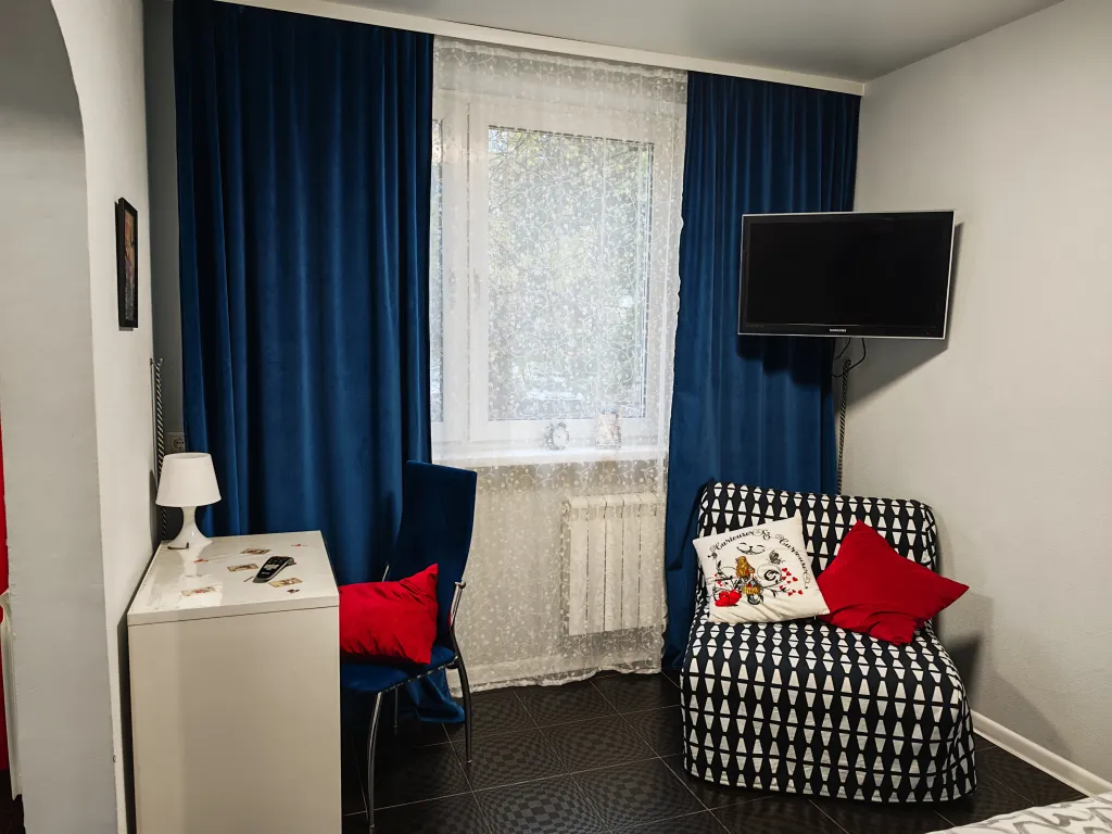 Апартамент Алиса в стране чудес и зазеркалье