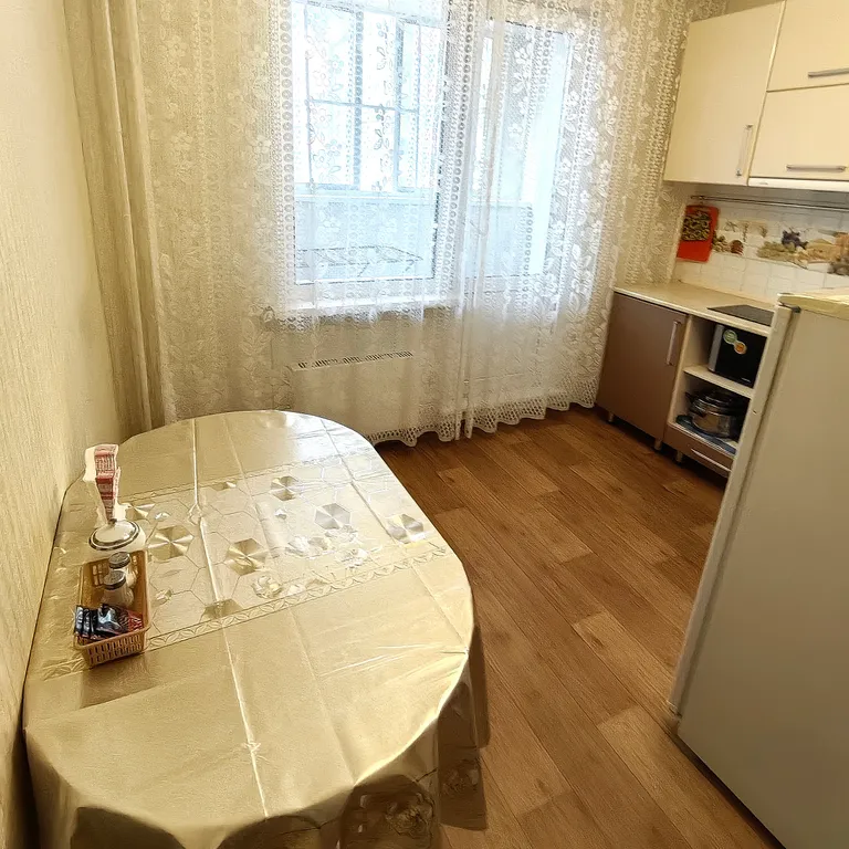 Квартира Уютная просторная квартира — Барнаул