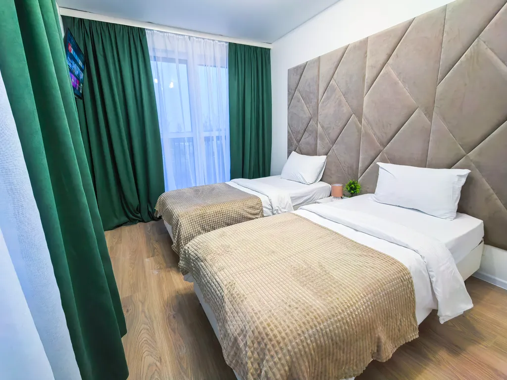 Новая вместительная квартира у МРНЦ им. Цыба