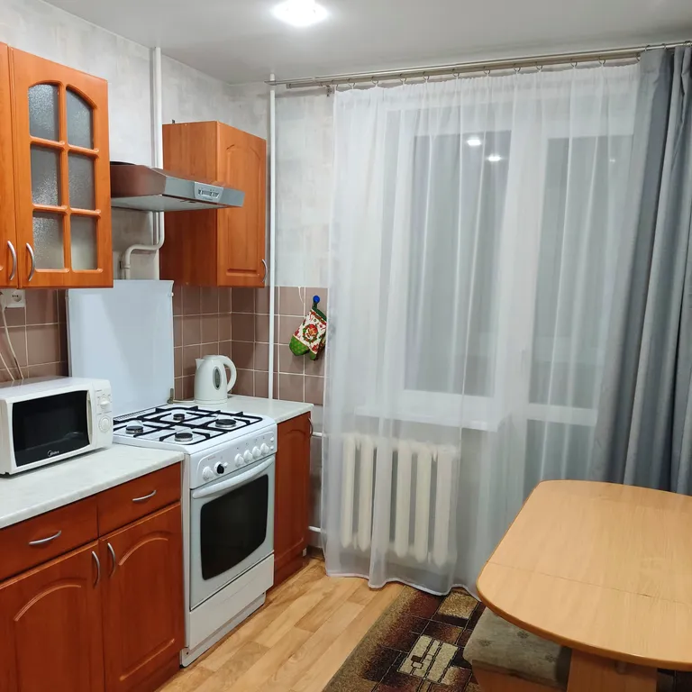 Уютная квартира недалеко от Центра — аренда посуточно в Псков