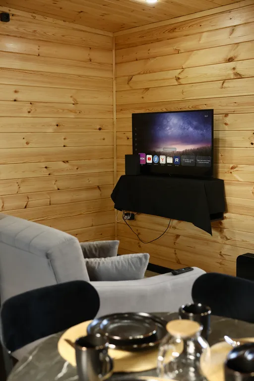 Стильный загородный домик в стиле Black