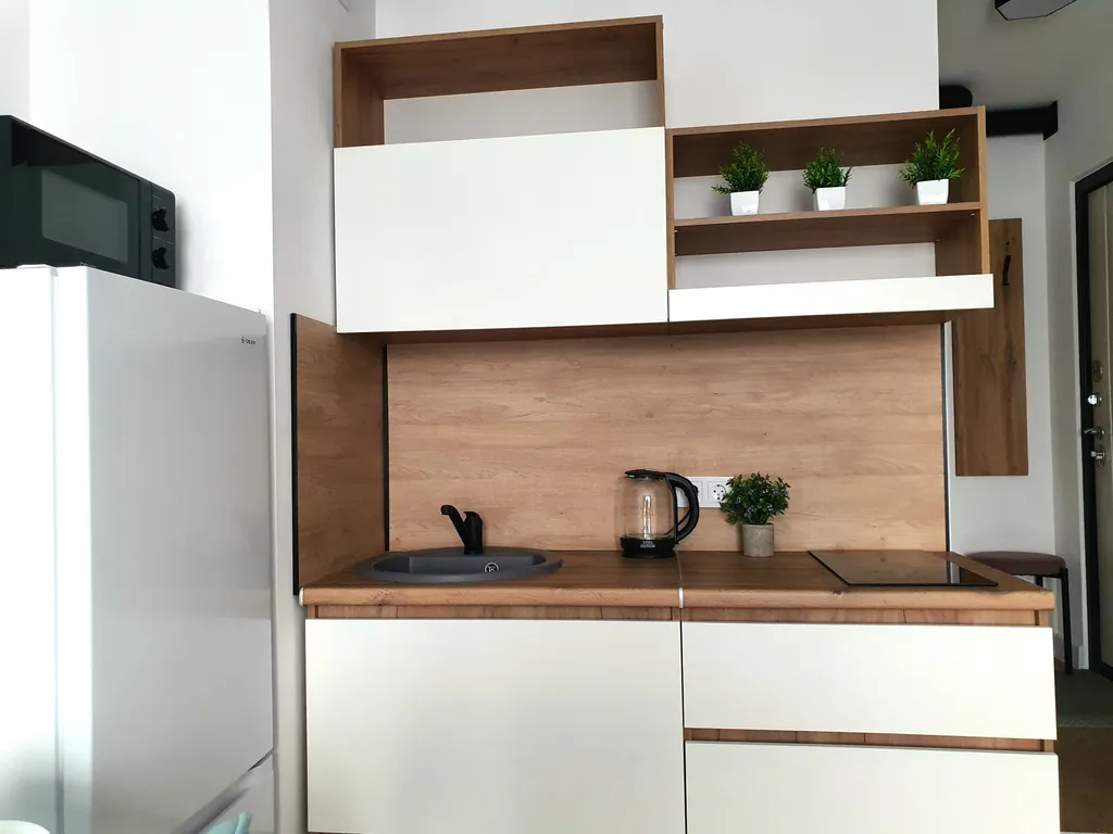 LanaRoom Новая студия с широкой кроватью