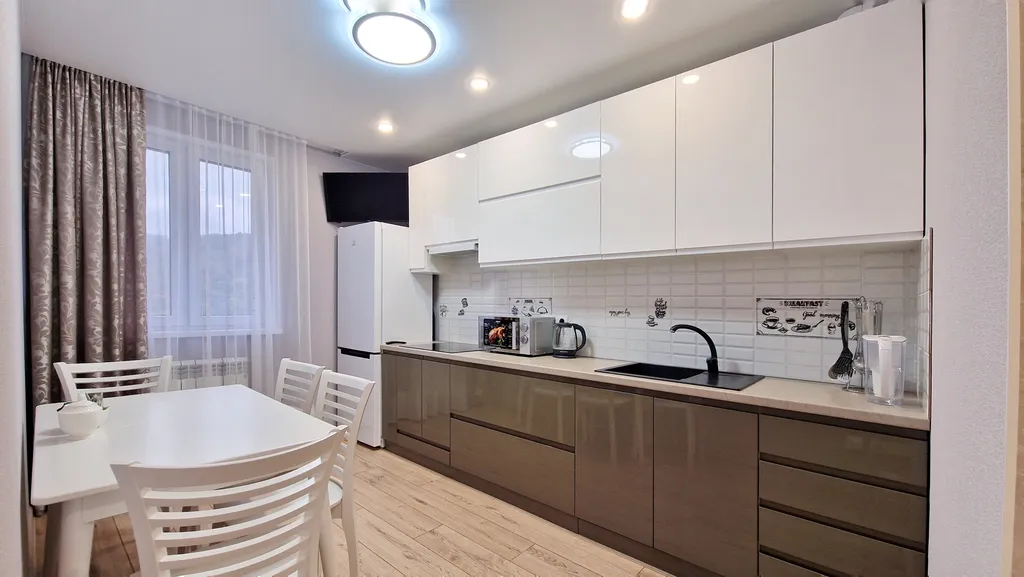 Квартира Двухкомнатная квартира у моря с бассейном — Адлер