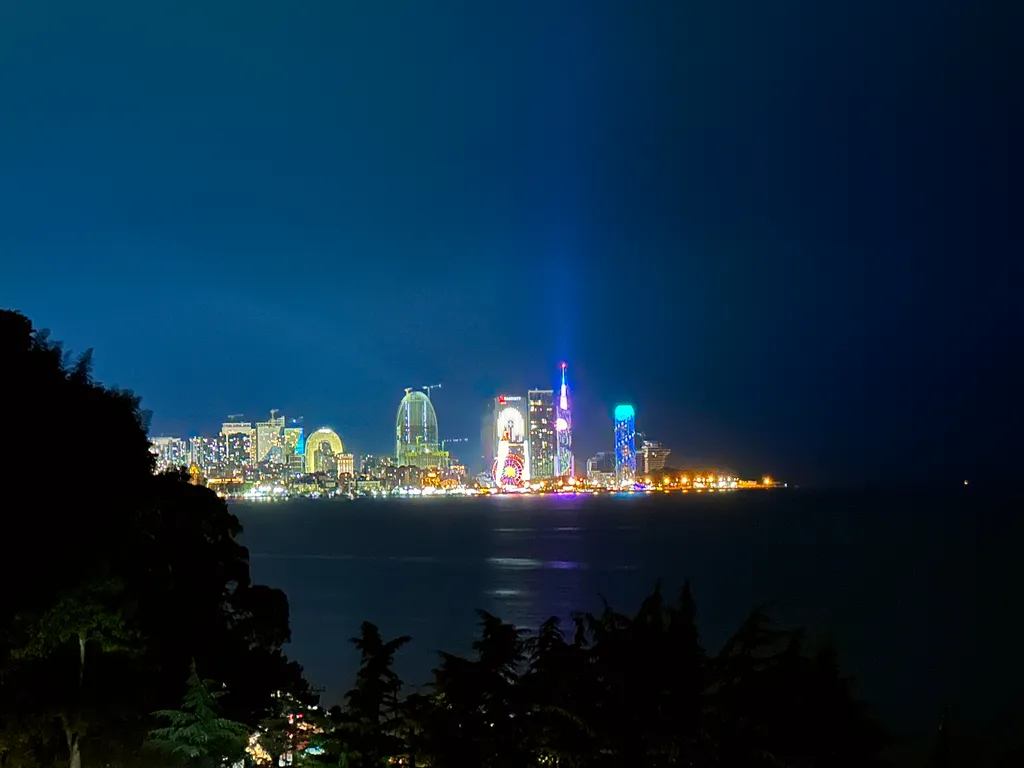 Квартира Люкс-апартамент с шикарным видом на море — Батуми