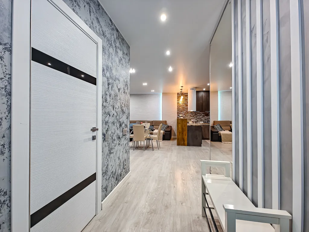 Масштабная двухкомнатная с кроватью super king-size в ЖК Дождь