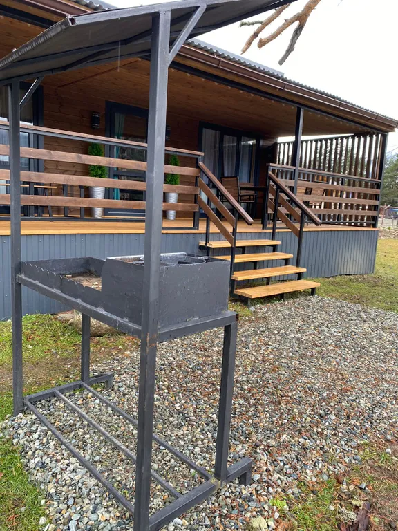 Дом с видом на горы Тортула