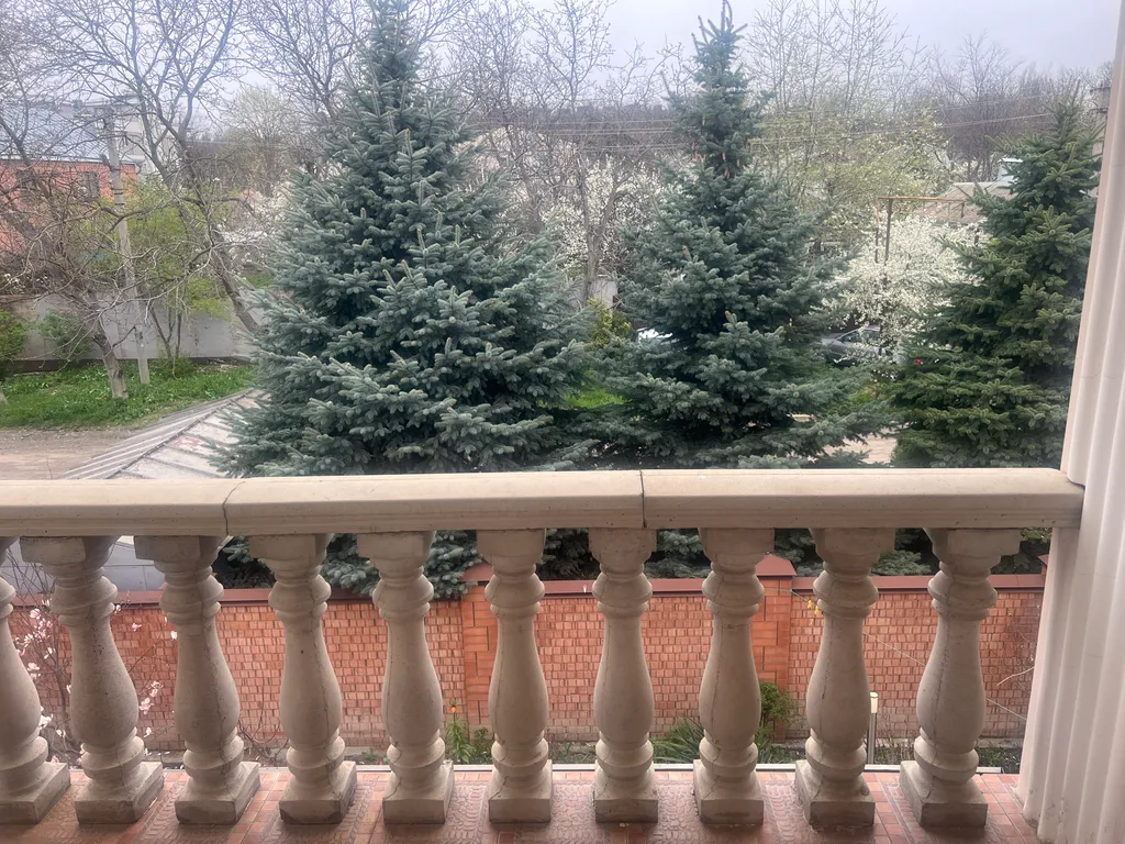 Уютный дом с прилегающей территорией, парк в шаговой доступности