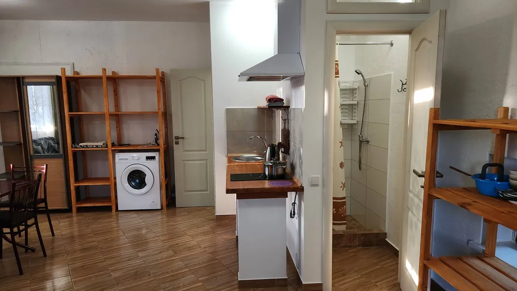 Уютная студия в центре Межводного.