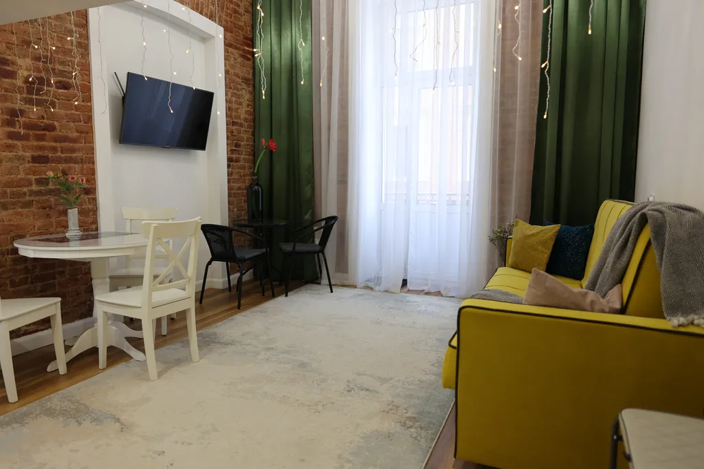 Квартира Квартира Студия Lux Red с балконом — Санкт-Петербург