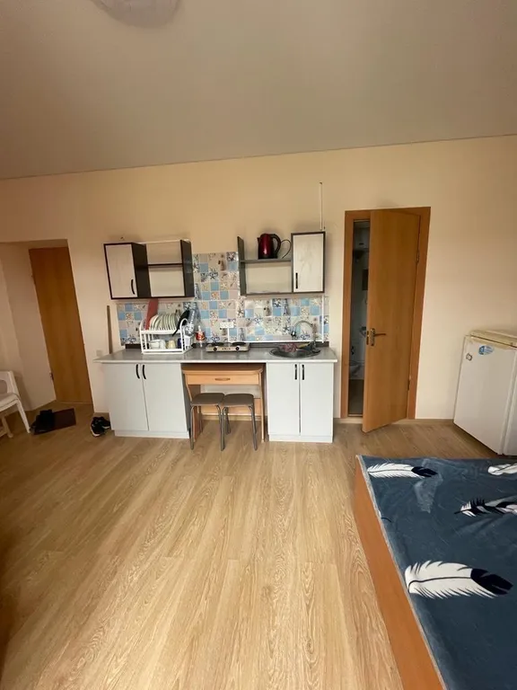 Благоустроенная студия с видом на горы