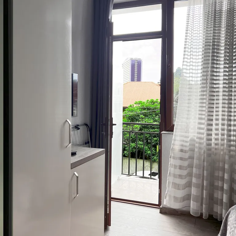 Солнечная студия #6 с балконом WI-FI и кондиционером в Гонио