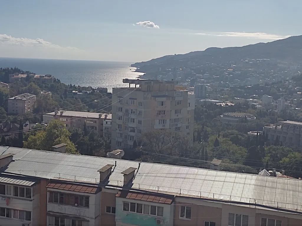 Большая, уютная квартира возле моря