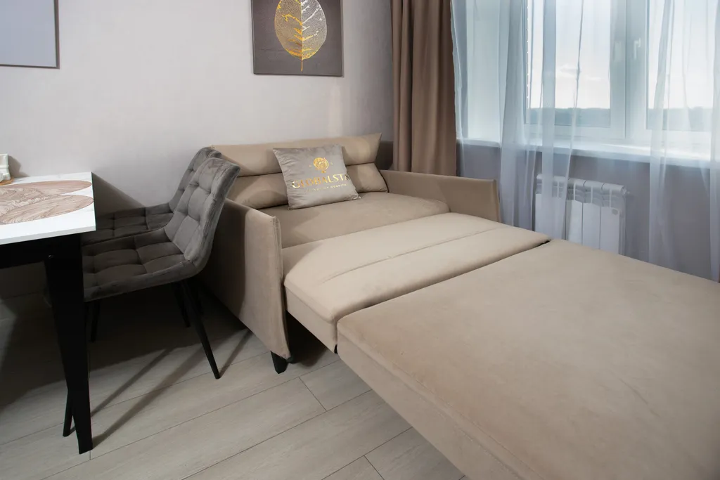 Дизайнерская трёххкомнатная квартира с панорамным видом Смоленска