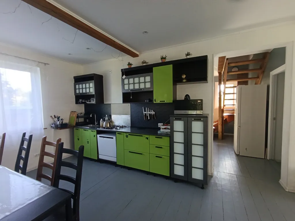 Коттедж с баней и горячей купелью