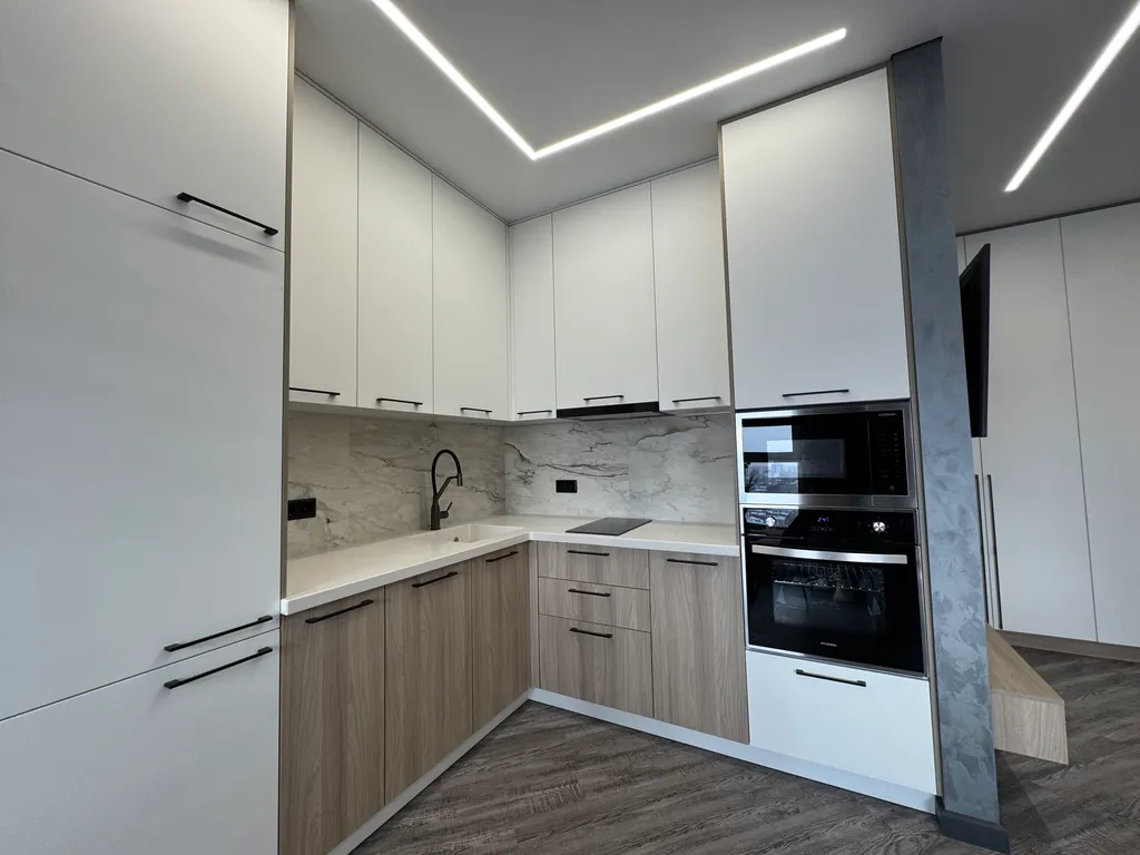 Стильная квартира в ЖК бизнес-класса  «Островский» в центре города