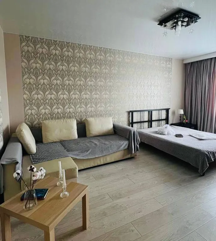 Квартира у парка в тихом районе города — аренда посуточно в Гатчина