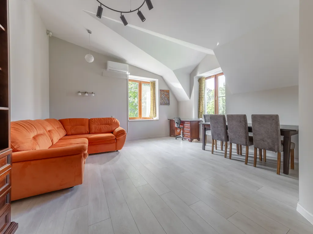 Коттедж Дом в черте города для семейного отдыха — Санкт-Петербург