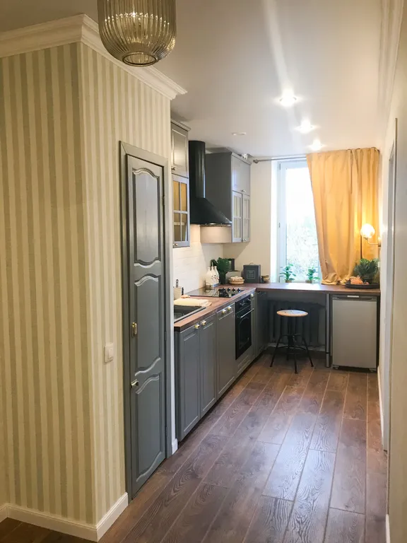 Большая красивая квартира на берегу залива