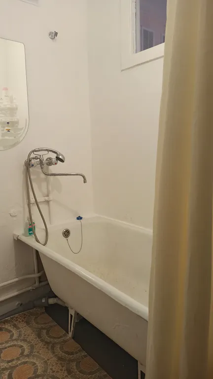 Уютная квартира в центре поселка