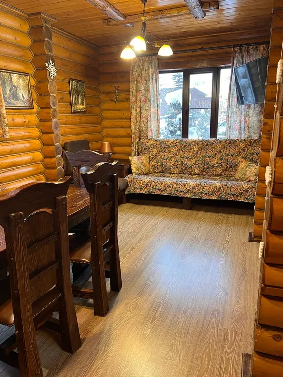 Дом на озере