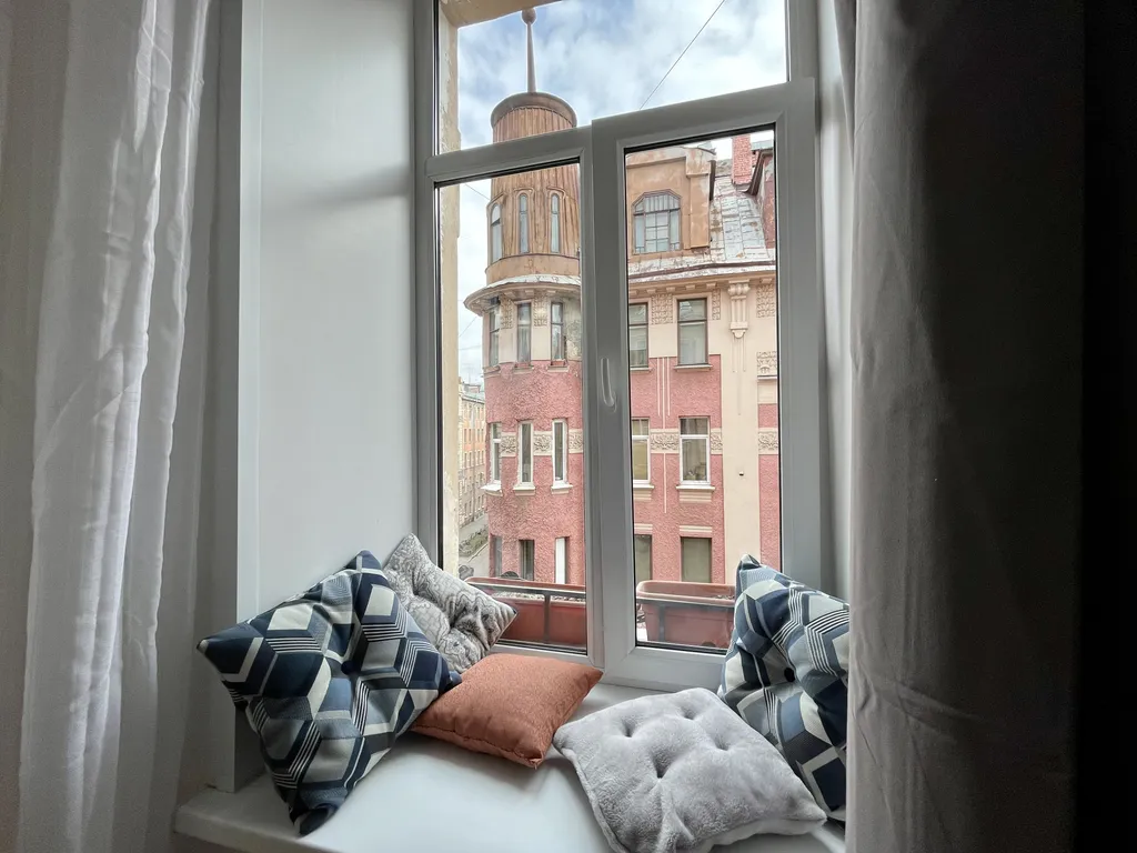 Квартира Однокомнатная квартира у метро Чкаловская, исторический центр СПб — Санкт-Петербург