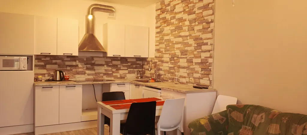 Евро трёхкомнатная и Лесопарк грибы белки и кукушки в Черте Города