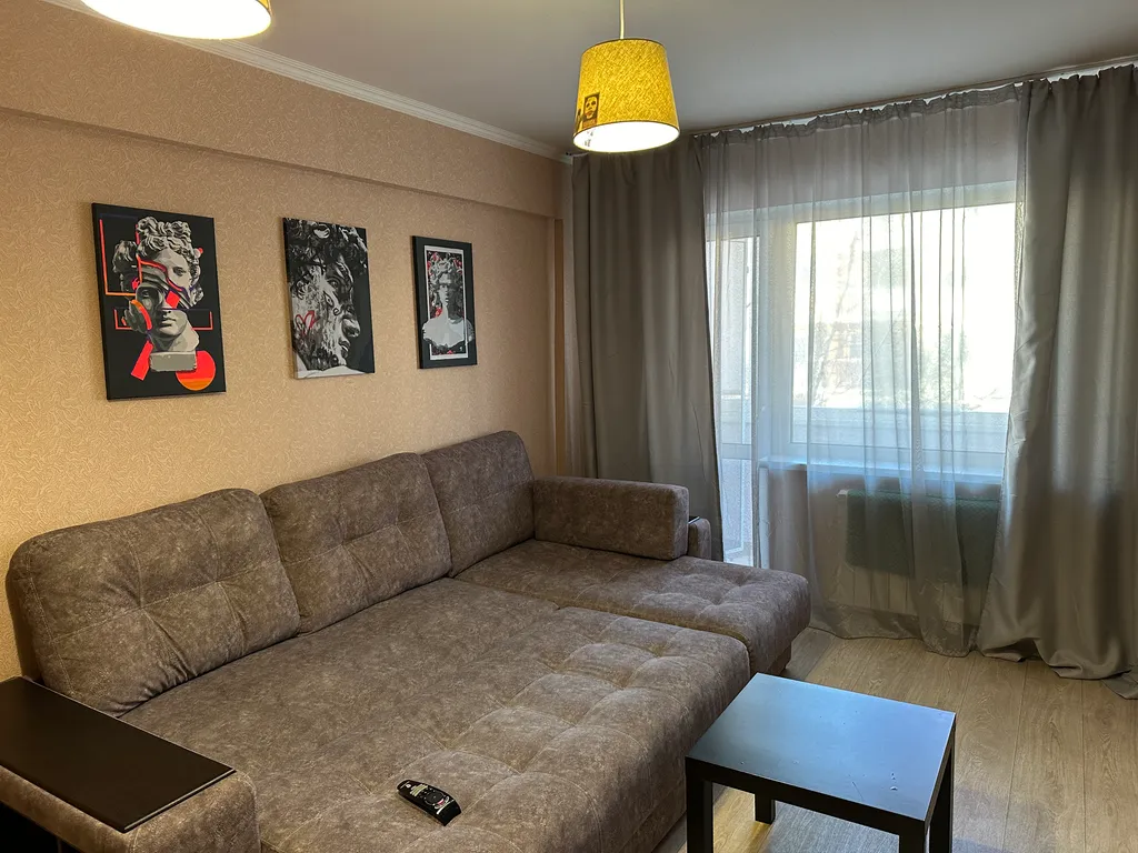 Квартира в самом центре у набережной — аренда посуточно в Омск