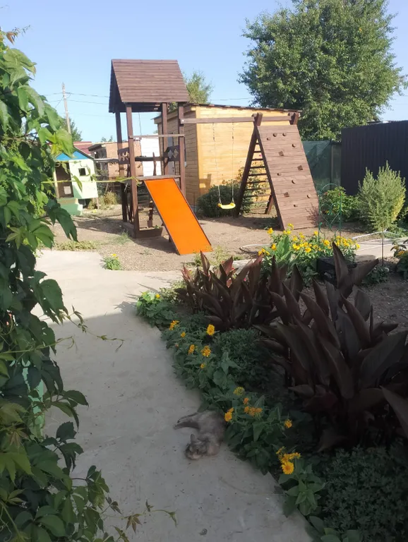 Коттедж Двухкомнатный дом — Темрюк