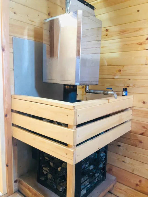 Уютный деревянный загородный дом в живописном селе