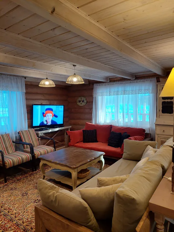 Уютный дом с баней рядом с рекой и лесом