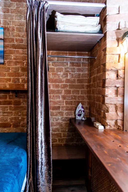 Квартира 2-комнатная в старинном особняке с парковкой