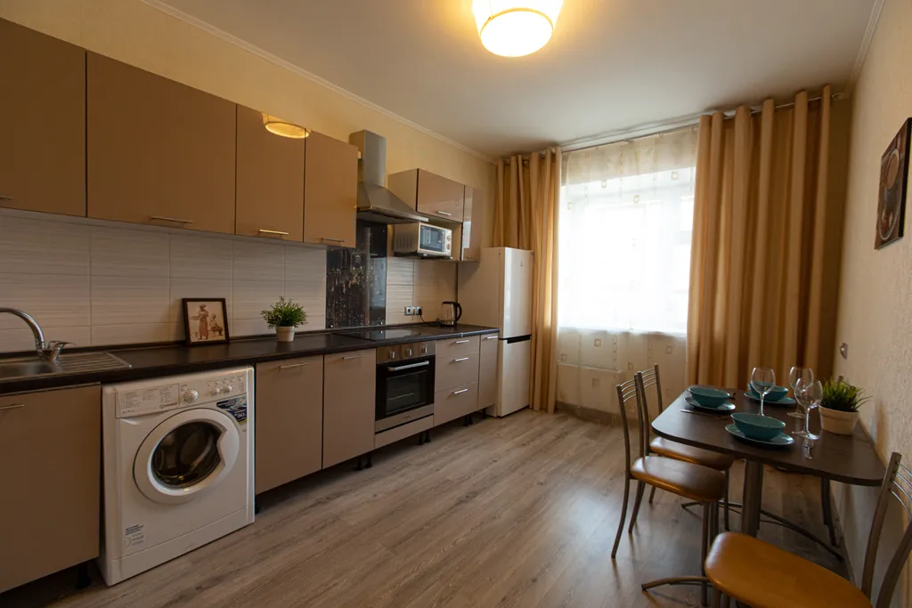 Квартира Уютная квартира напротив ТРЦ Планета — Красноярск