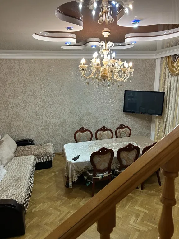 Коттедж 4-комнатный Дом — аренда посуточно в Владикавказ