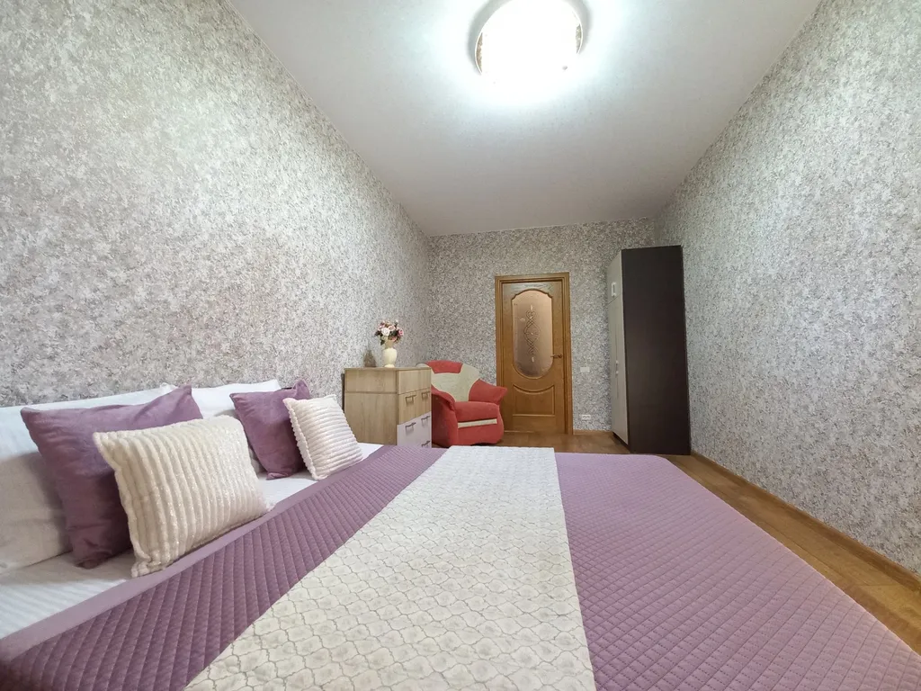 Просторная двушка в центре города