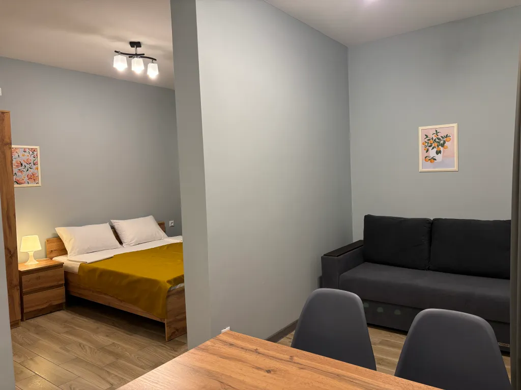 Полуторакомнатный коттедж вблизи реки Хыпста