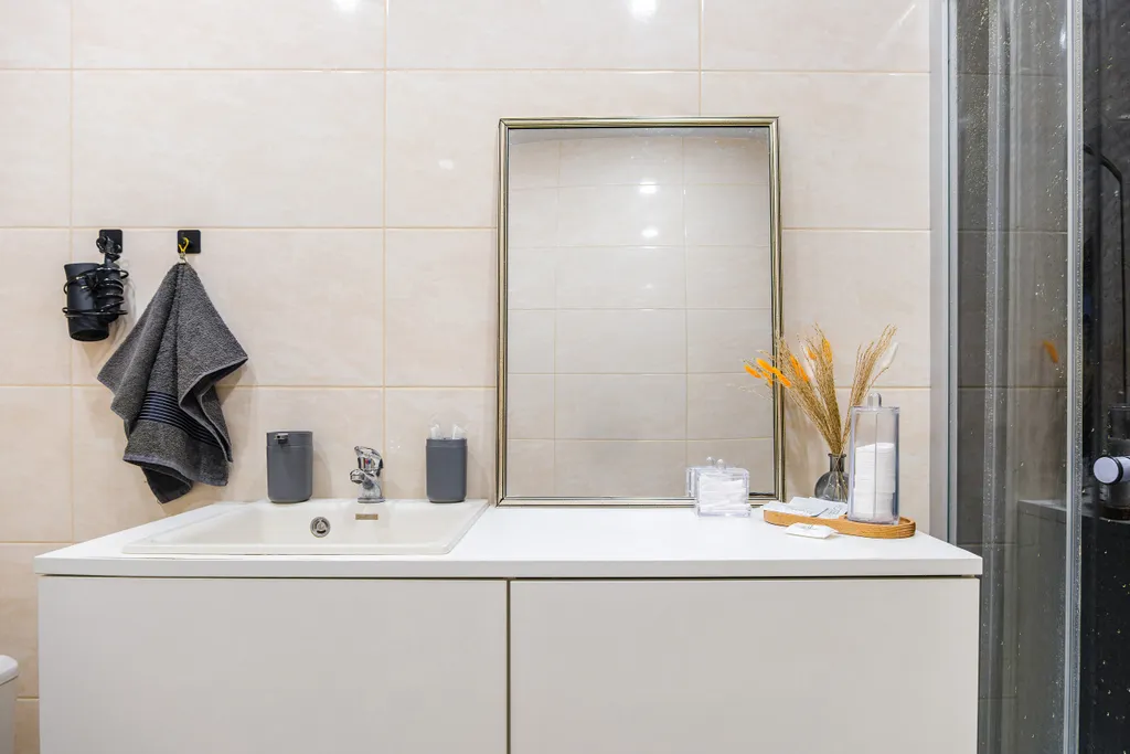 Бюджетная студия со свежим ремонтом в новом доме