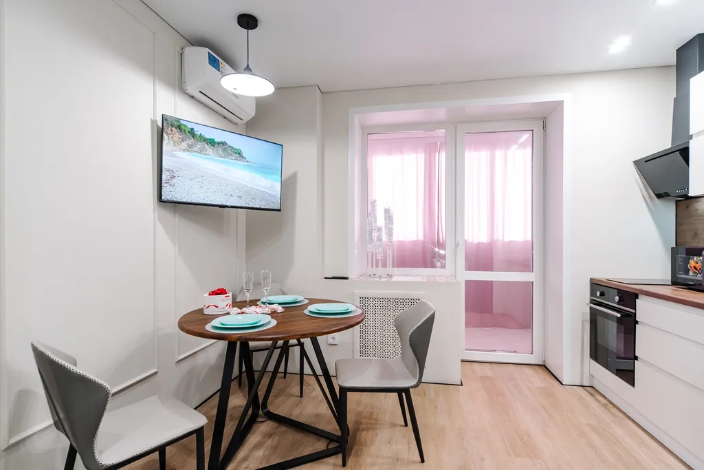 Чистая уютная студия в центре, заселение до 23-00