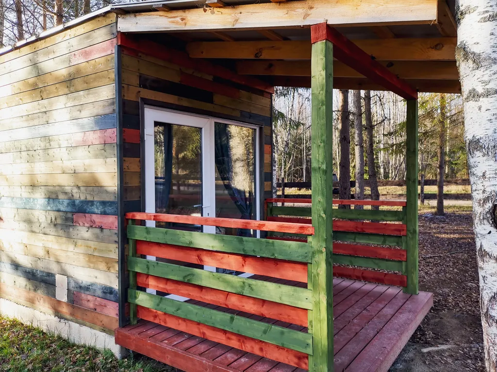 Дом для романтиков на берегу пруда