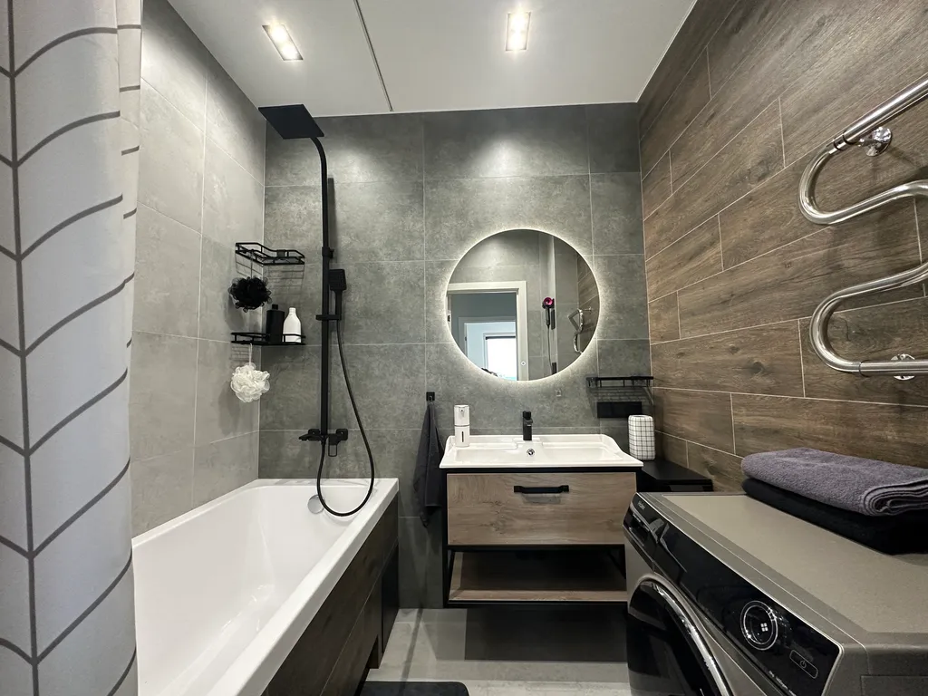 Видовая четырехкомнатная квартира в расширенном центре