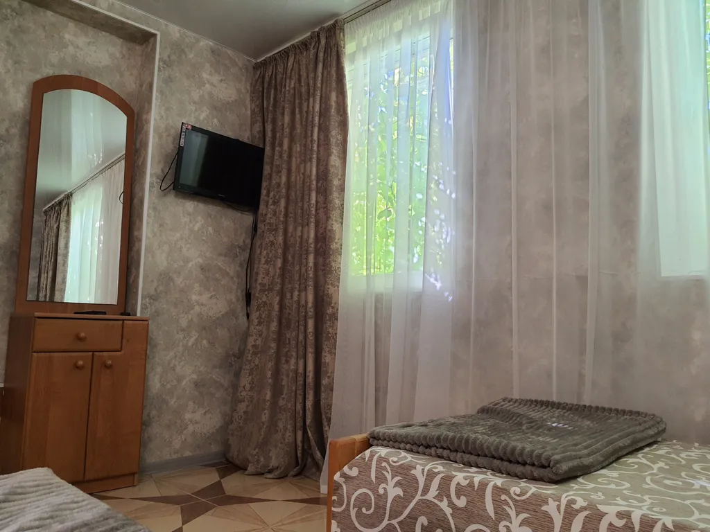 Отдельный домик в частном дворе