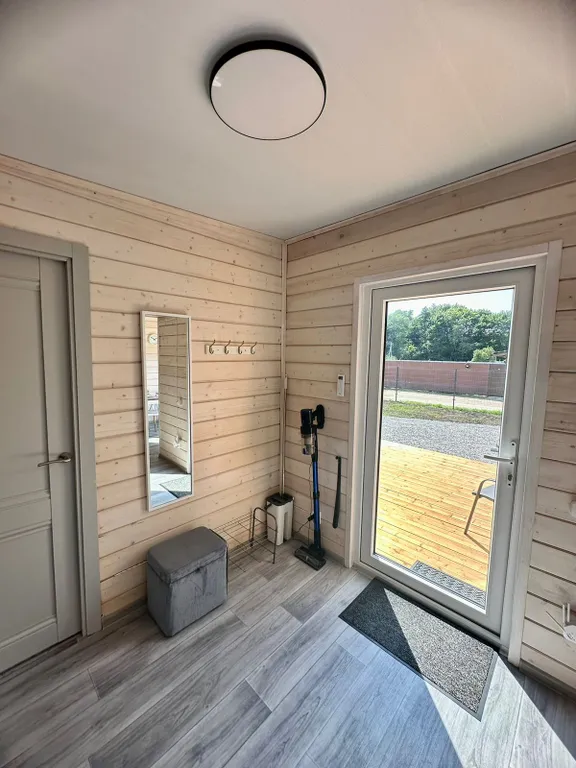 Дом у озера