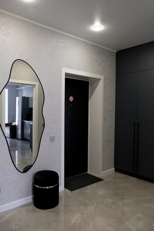 Квартира с дизайнерским ремонтом в тихом спальном районе