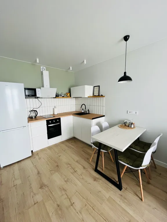 Уютная двухкомнатная квартира с видом на Онежское озеро