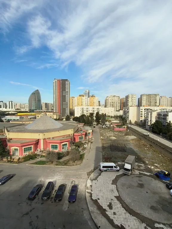 Apartment near metro Xatai