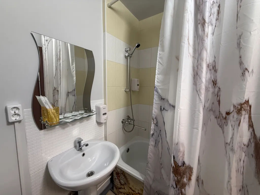 "В Гости!" на Пионерском 62 (1к квартира рядом с Ретро-Парк)