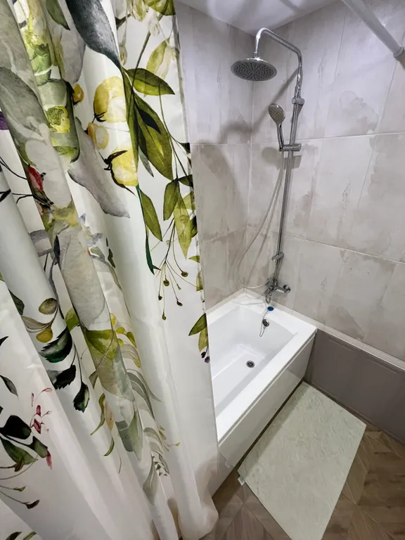 Уютная квартира с дизайнерским ремонтом возле ТЦ Мадагаскар