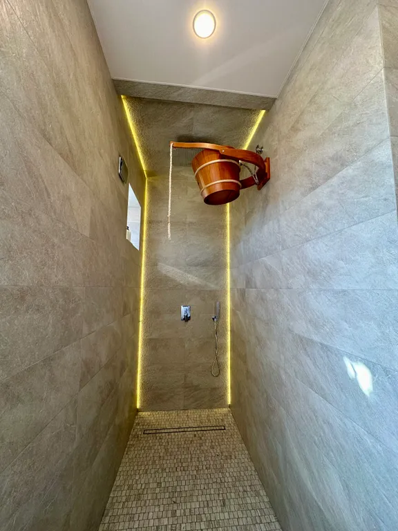 Уютный загородный дом с баней на дровах в дали от шума