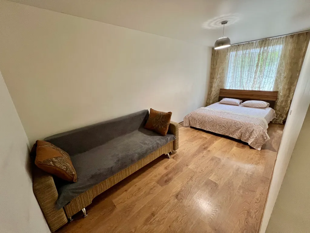 Уютная 3-х комнатная квартира около ж/д вокзала