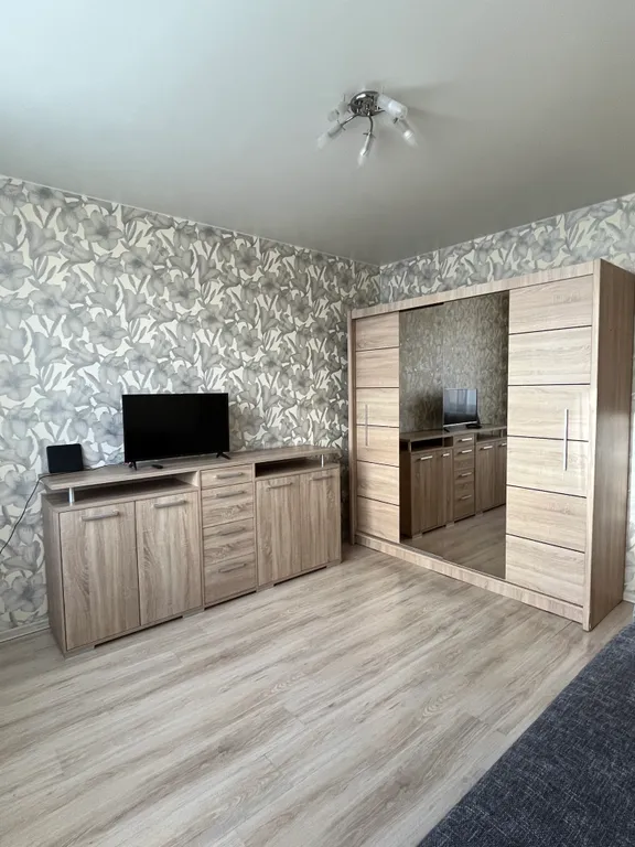 Квартира 1-комнатная Квартира — Калининград